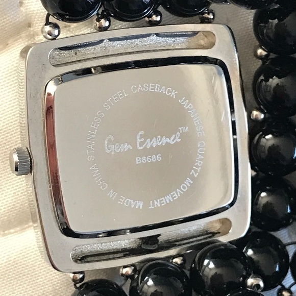 Beaded Onyx Stretch Bracelet Watch - Picture 4 of 4